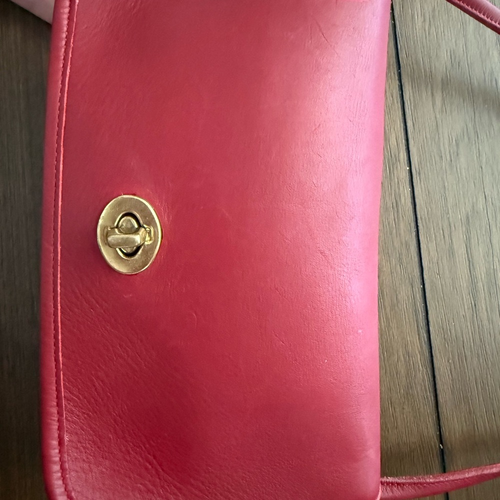 Vintage Coach NYC Crossbody - Picture 7 of 15